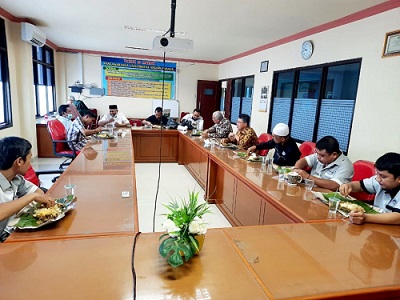 EVALUASI DAN REFLEKSI KINERJA TENDIK PASCASARJANA UNP